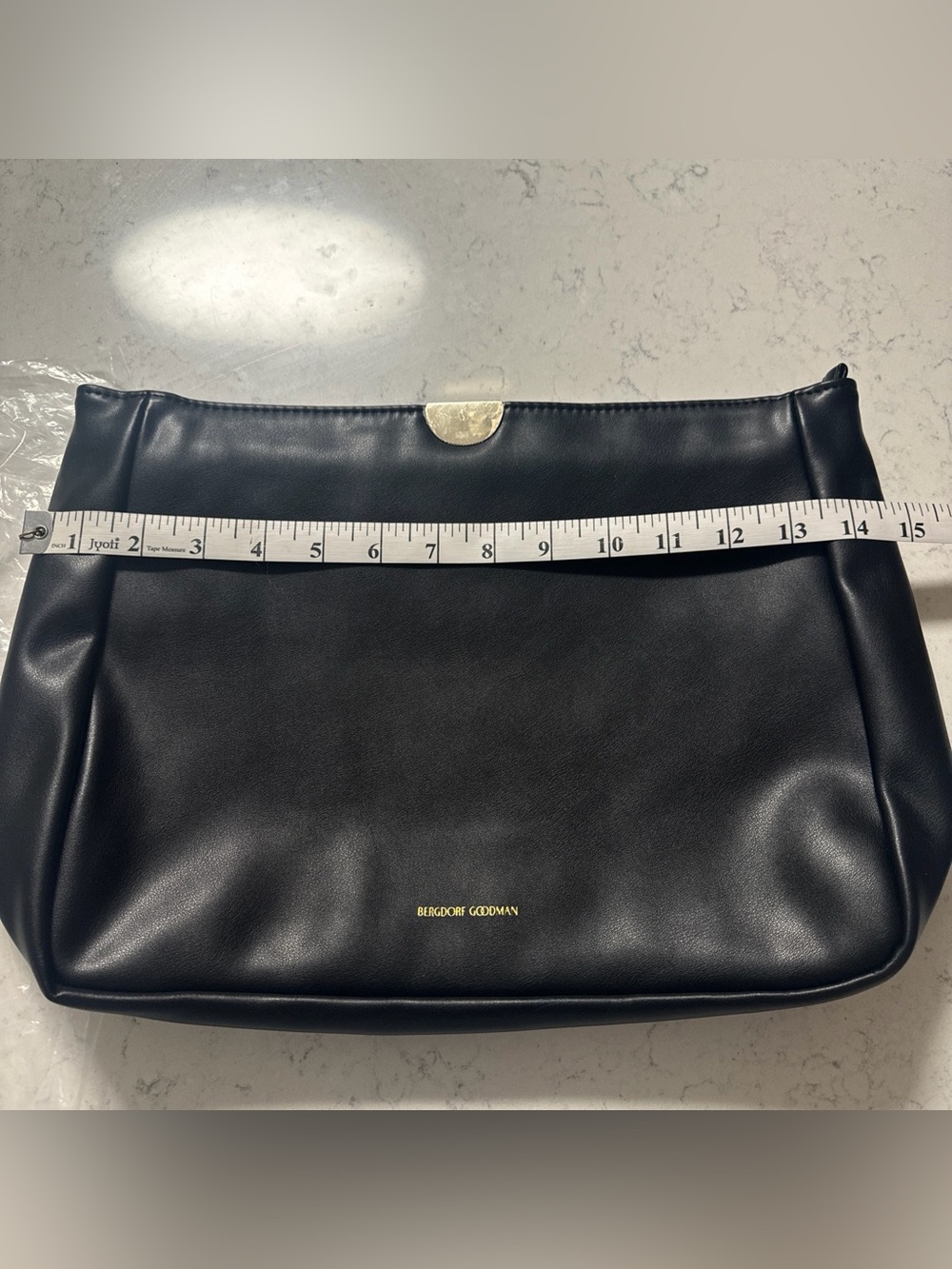 Bergdorf Goodman Black Vegan Leather
Clutch Bag - Picture 4 of 8